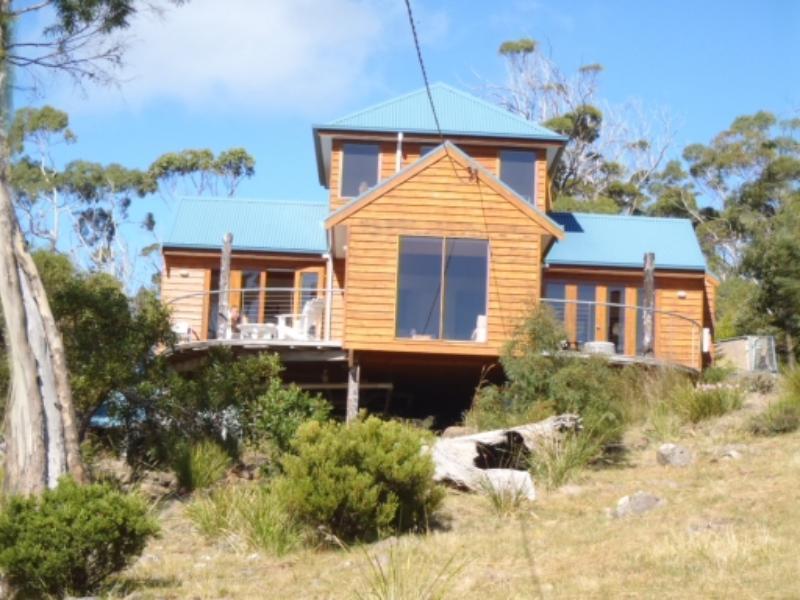 Holiday home The Tree House Alonnah